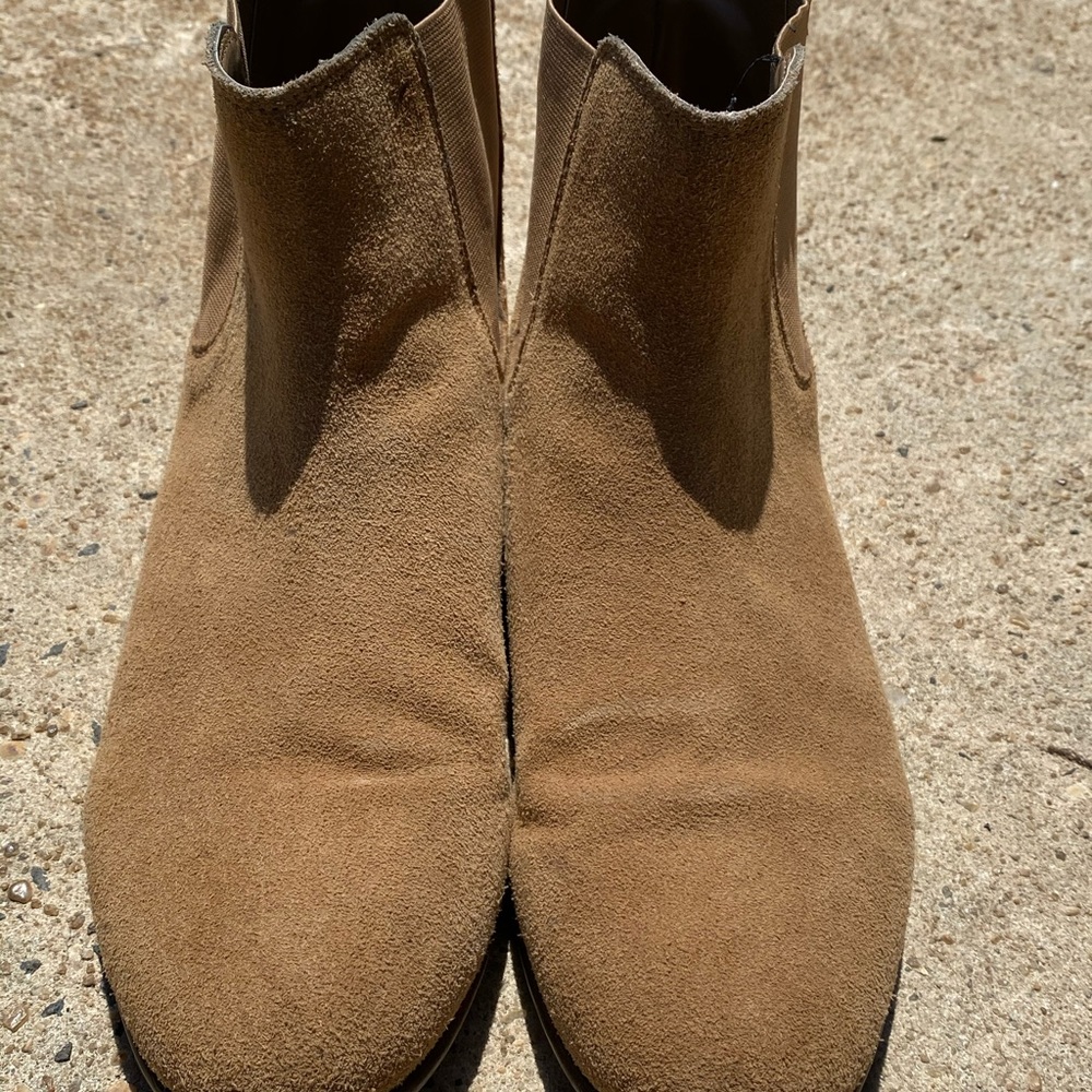 Beige Chelsea Boots